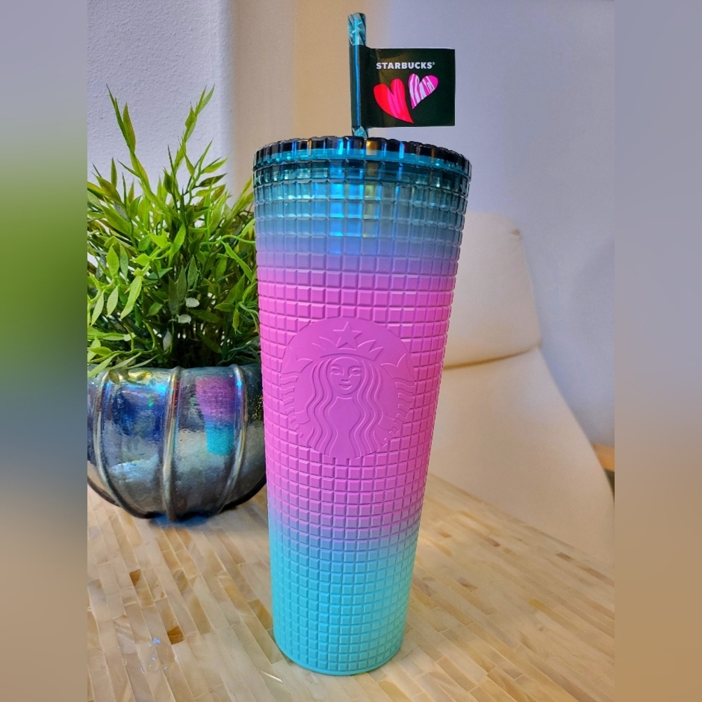 NEW Starbucks 24oz Venti Pink Blue Valentines Edition Cold Beverage Cup